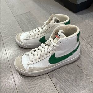 Nike Blazer Mid ‘77